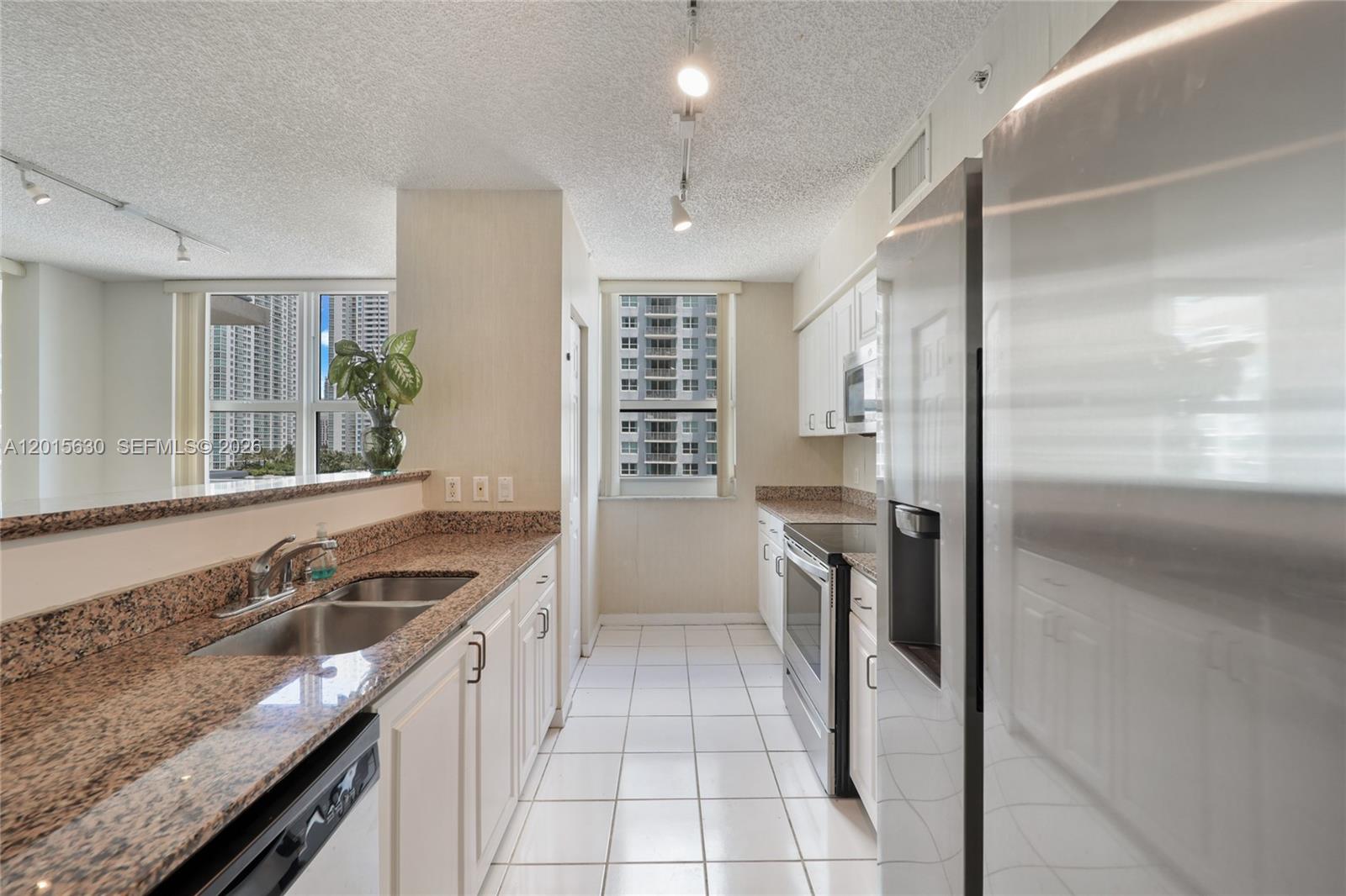 Property photo # 4