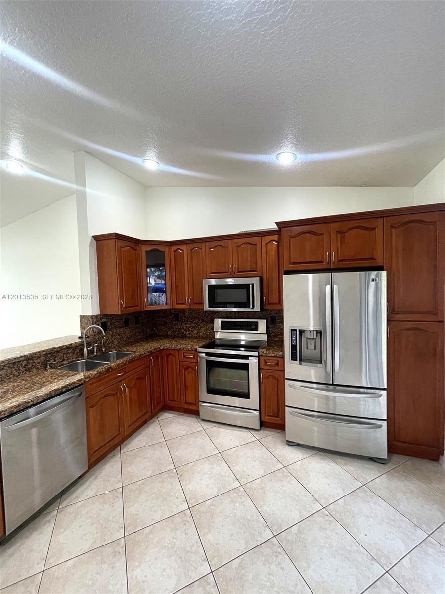 Property photo # 6