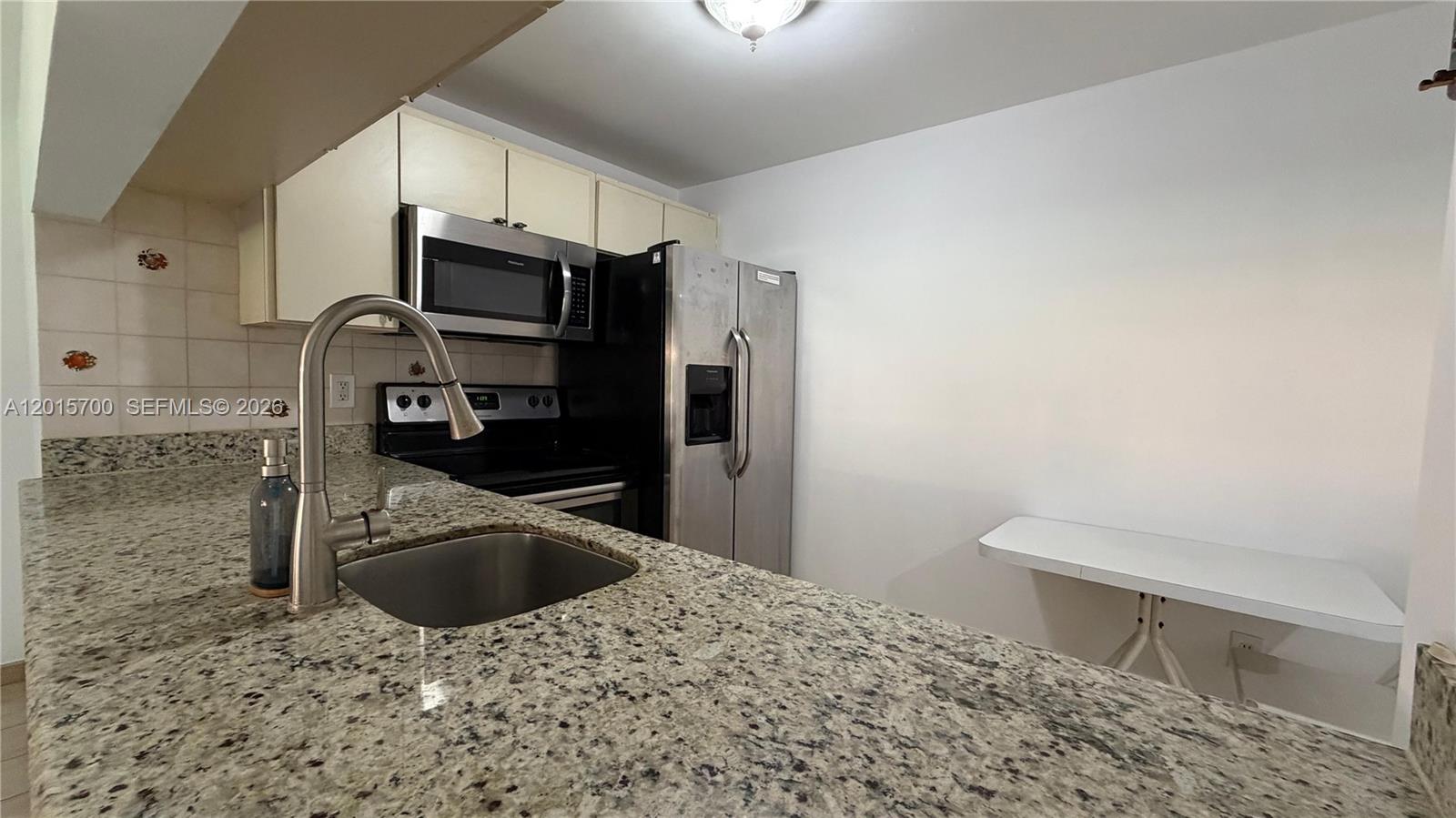 Property photo # 0