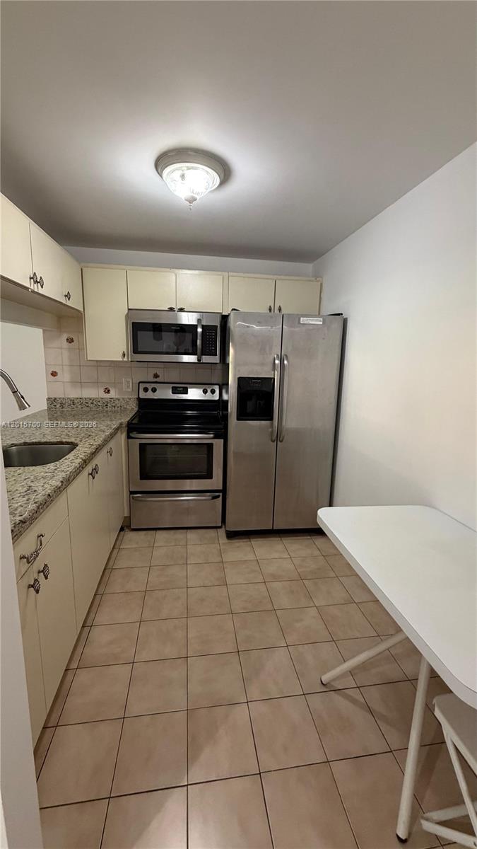 Property photo # 7