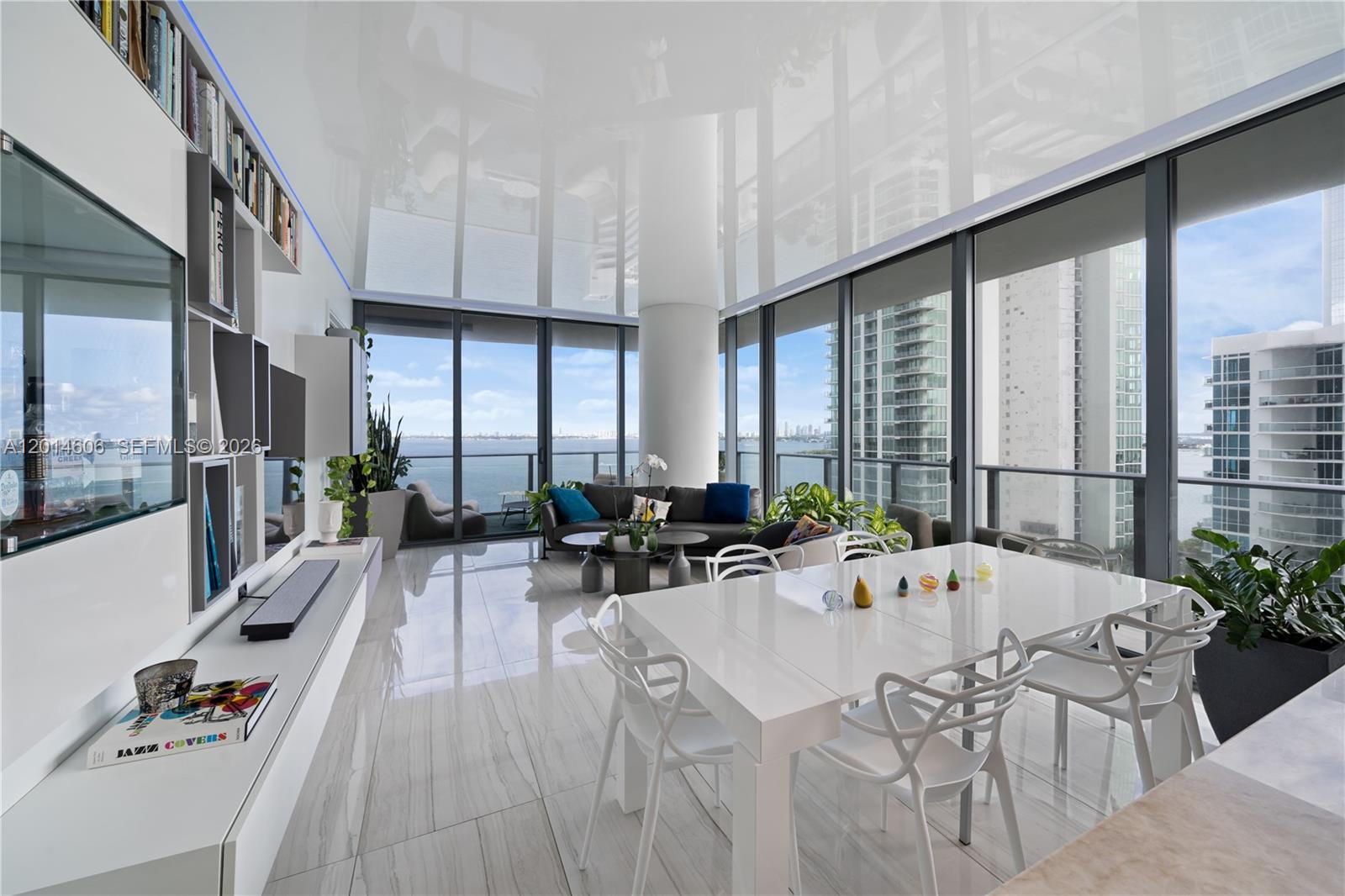 Gran Paraiso Condo