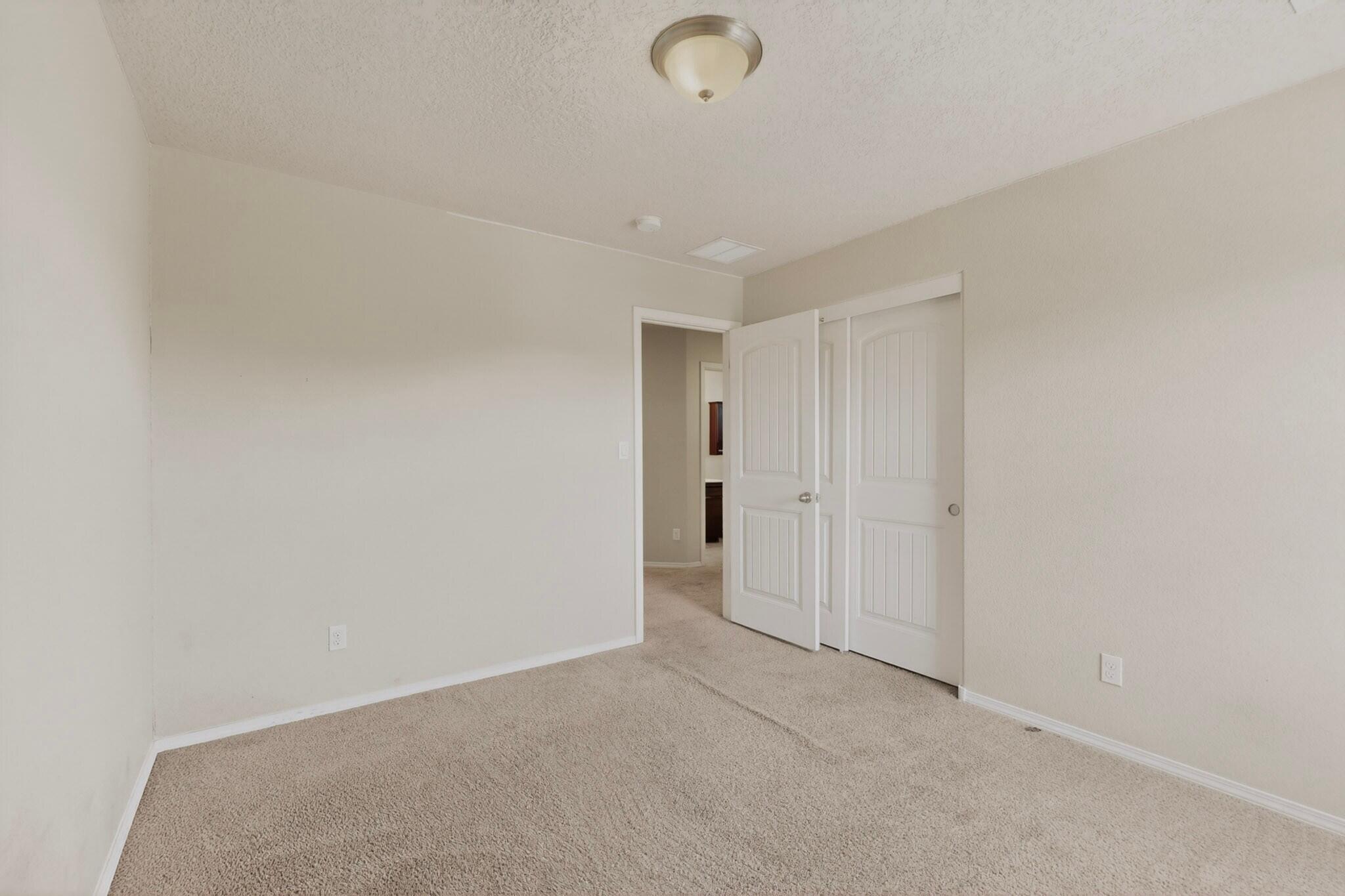 Photo 4 — 2419 Sorral Way SW