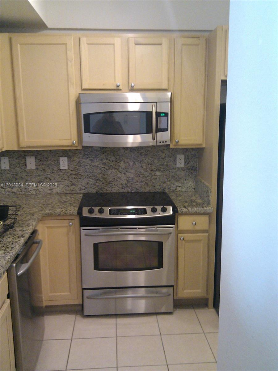 Property photo # 4