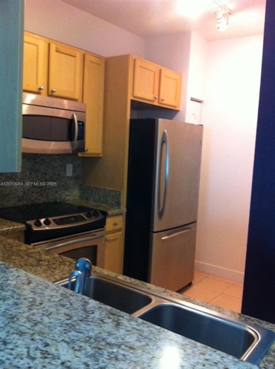 Property photo # 9