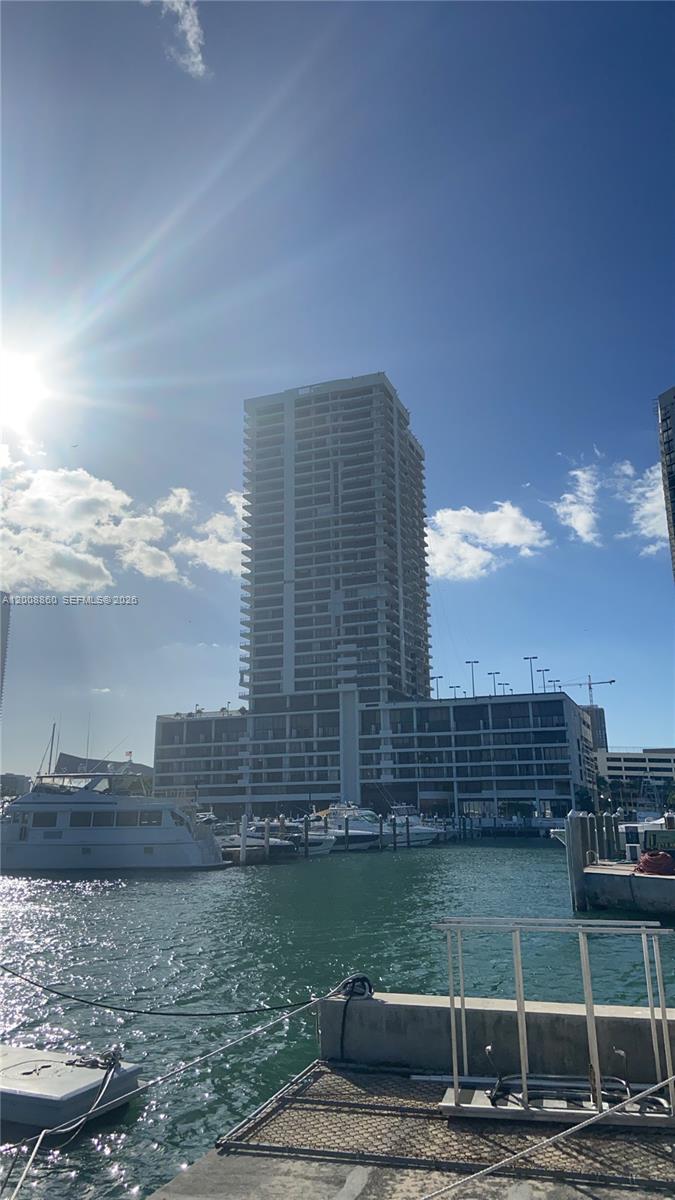 Venetia Condo
