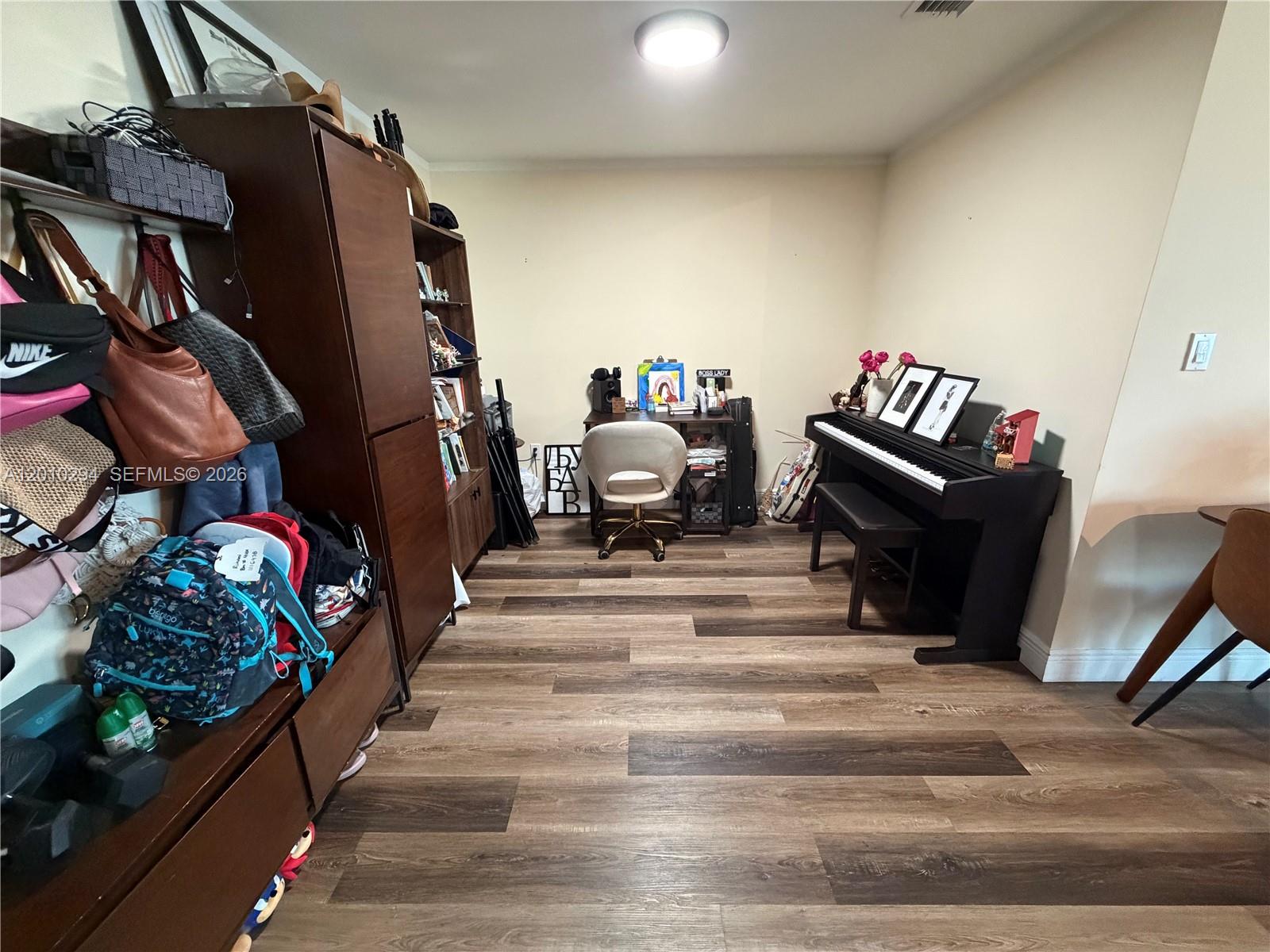 Property photo # 6