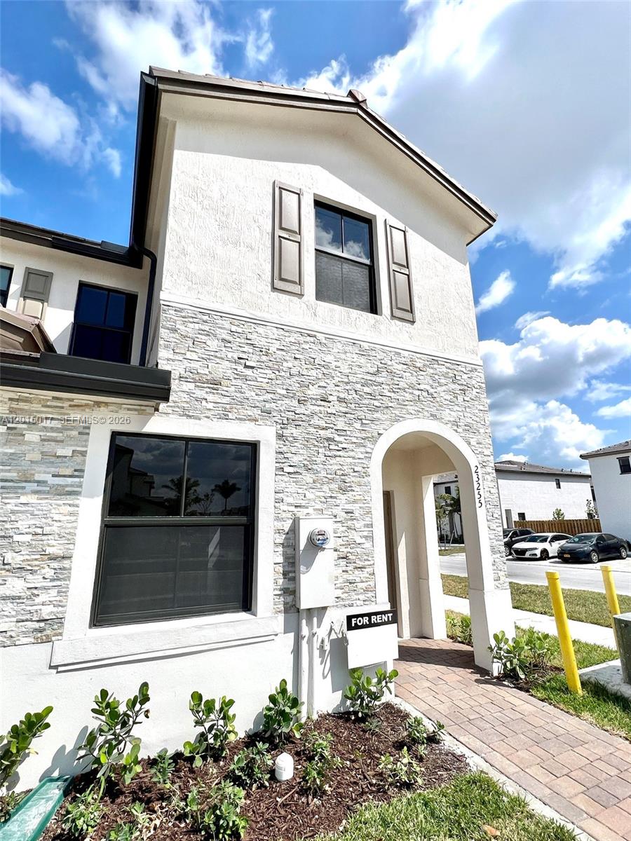 Property photo # 0