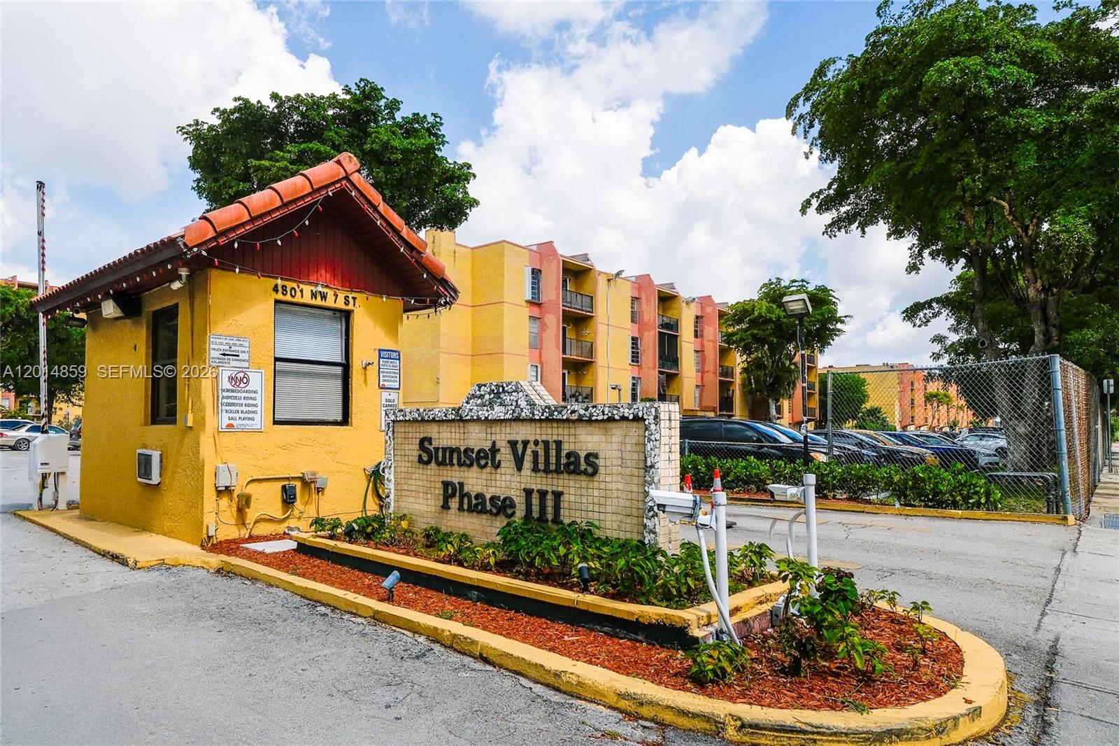 Sunset Villas No 3 Condo