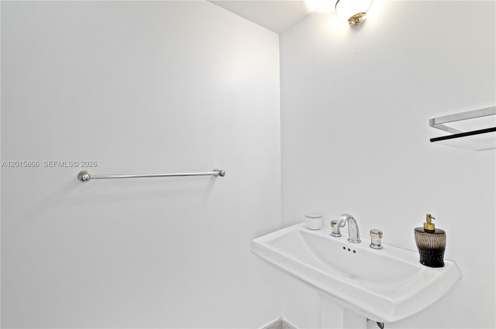 Property photo # 6