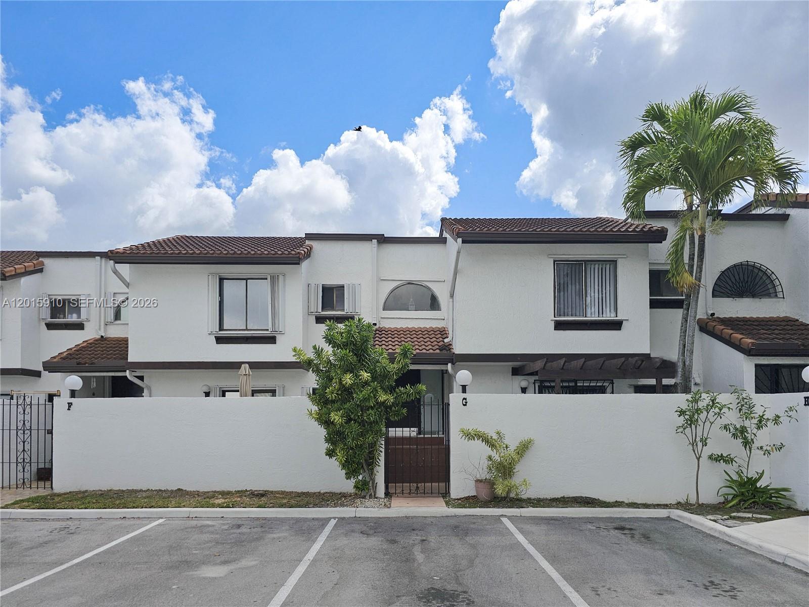 Villa Venezia Condo Ph VI