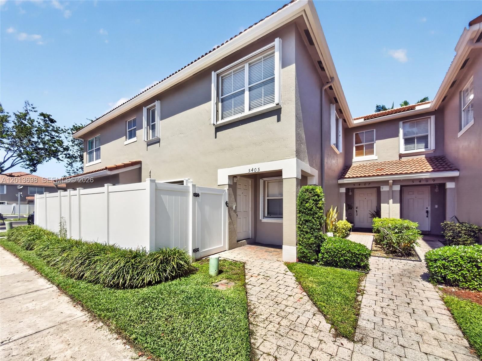 Property photo # 1