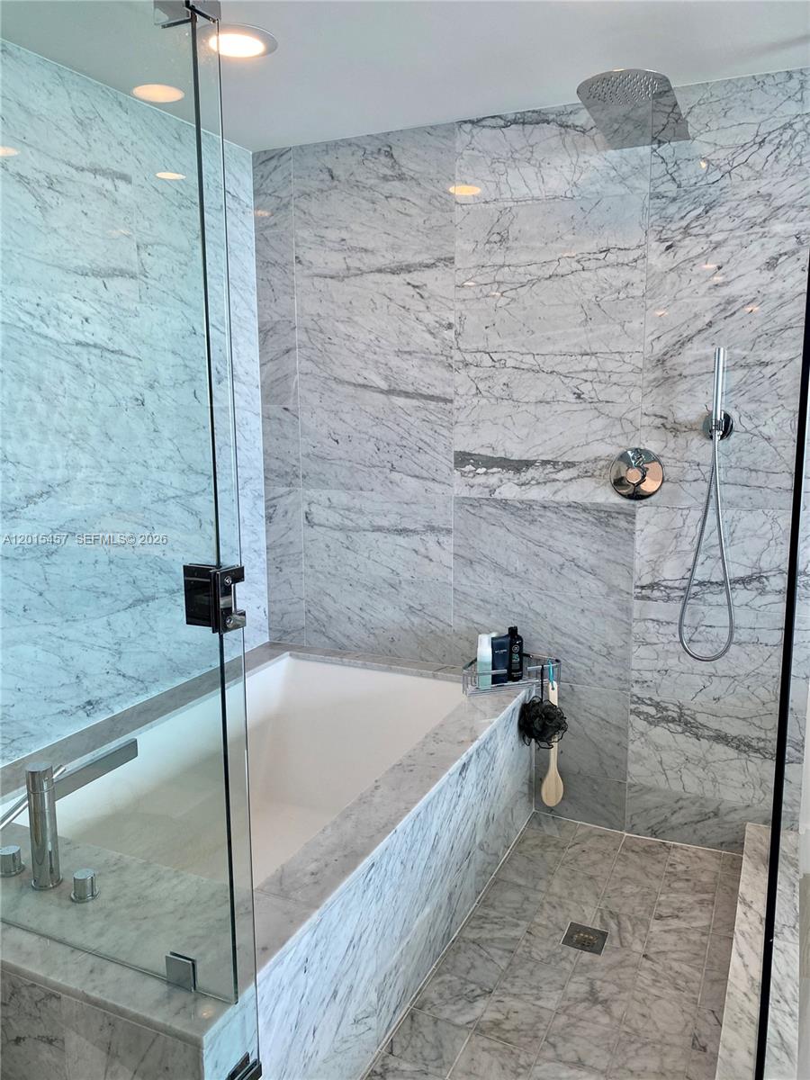 3131 NE 7th Ave #2801, Miami FL 33137