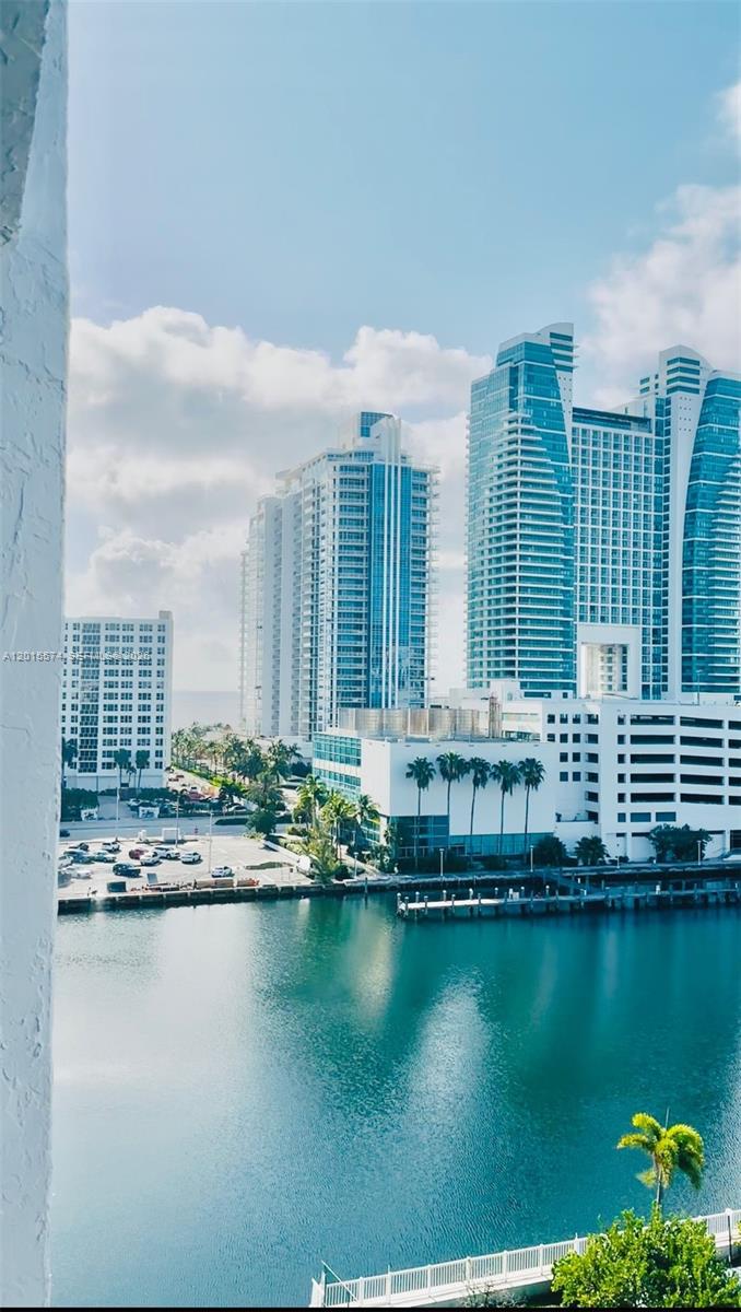 Towers Of Oceanview South