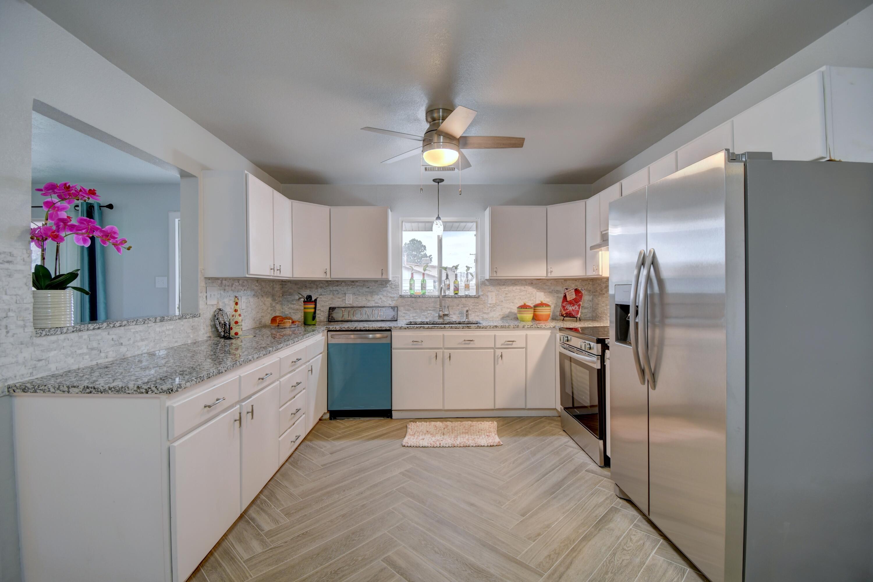 2300 JANE STREET NE, ALBUQUERQUE, NM 87112  Photo 2