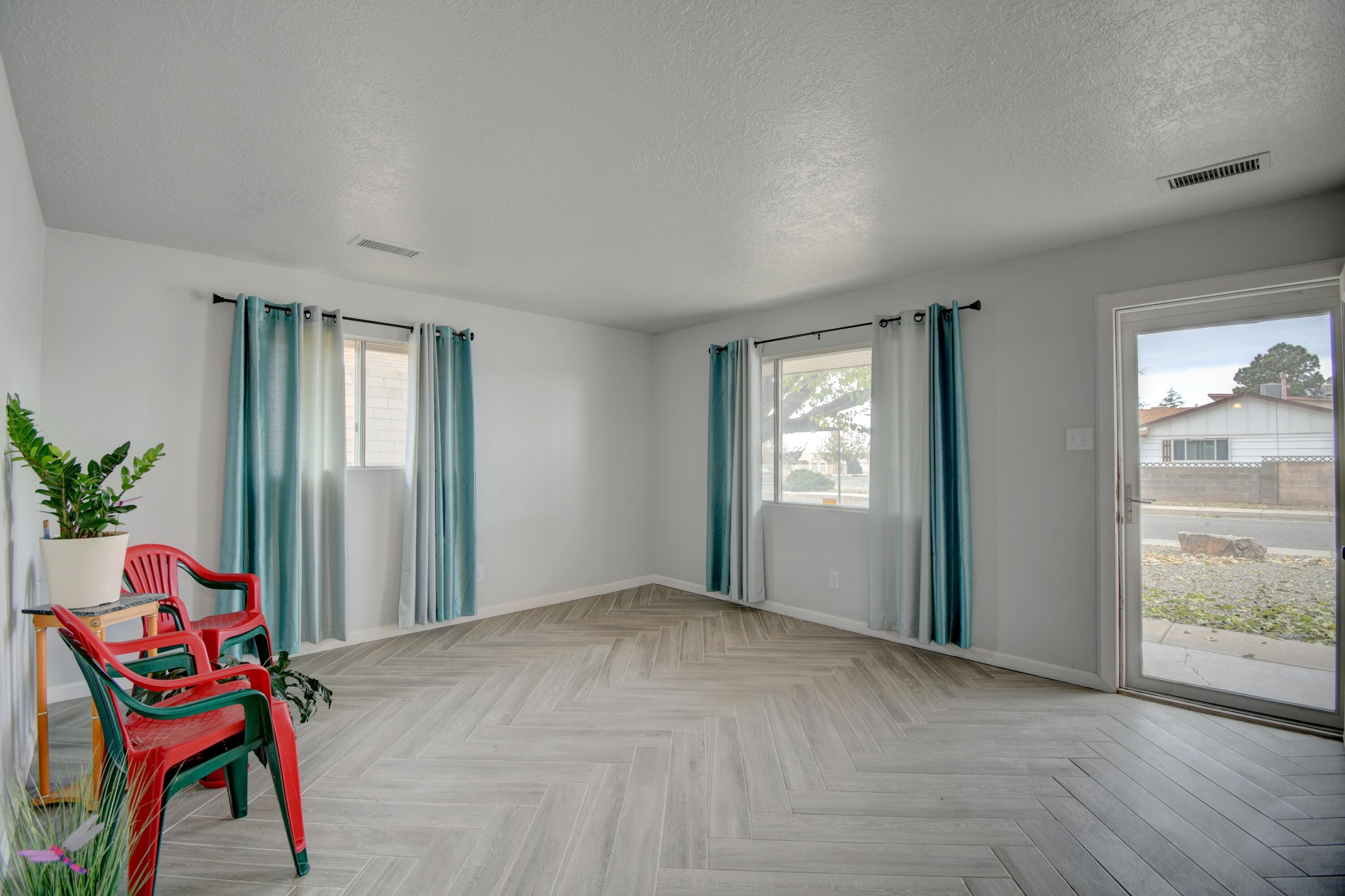 2300 JANE STREET NE, ALBUQUERQUE, NM 87112  Photo 5