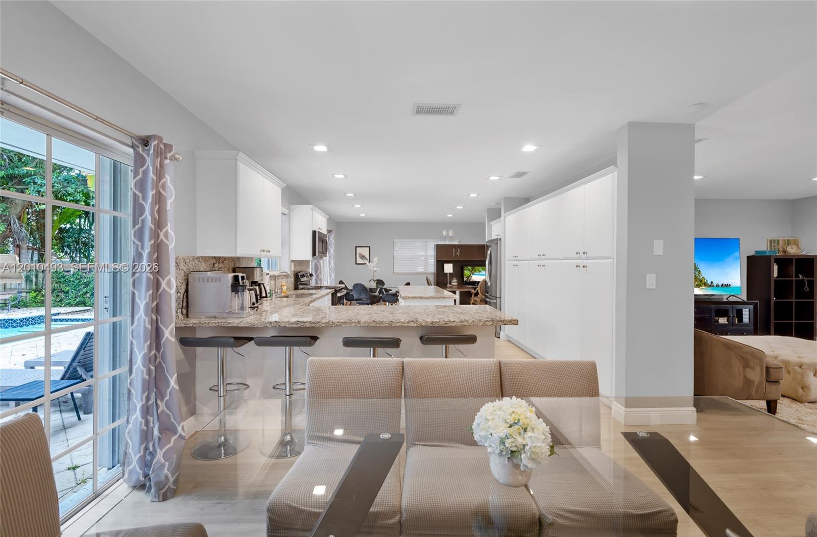 Property photo # 6