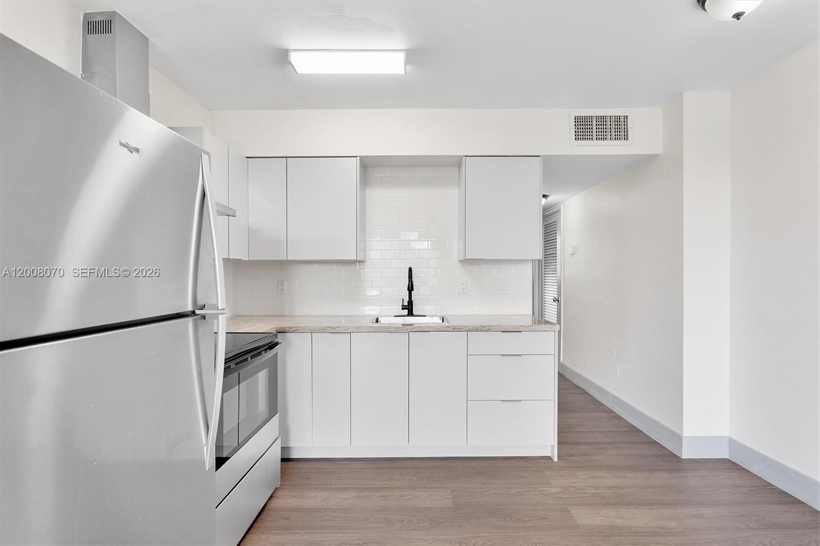 Property photo # 6
