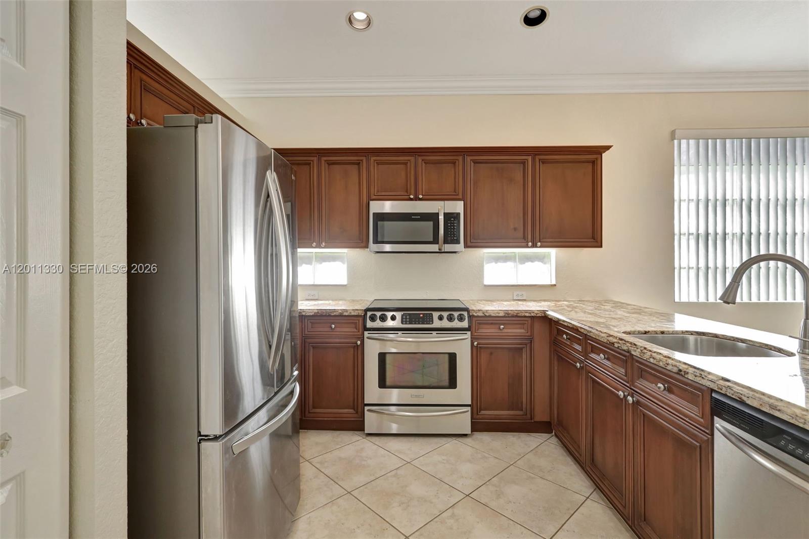 Property photo # 4