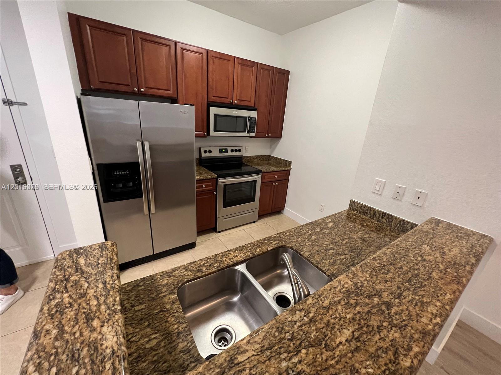 Property photo # 4
