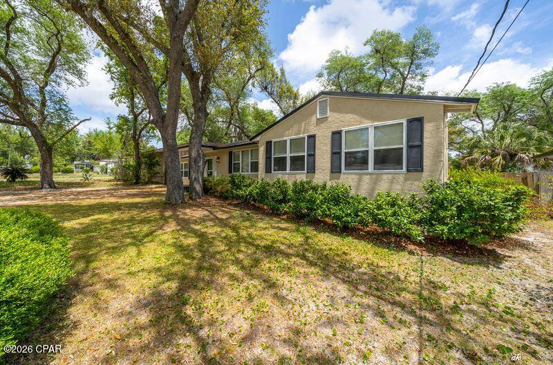 Image 2 For 108 Marie Drive