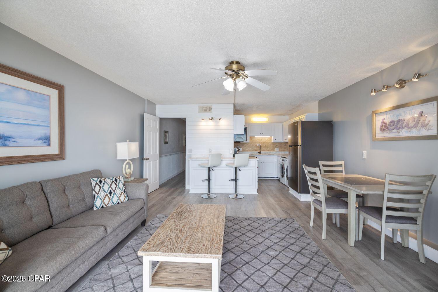 Image 10 For 8743 Thomas Drive 523