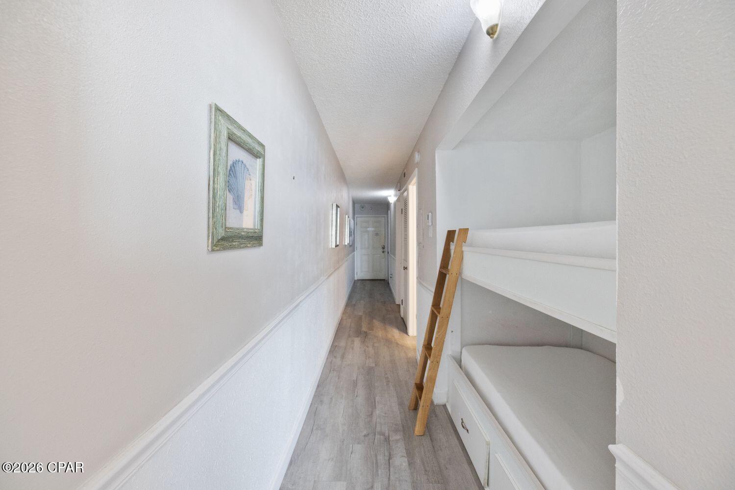 Image 7 For 8743 Thomas Drive 523