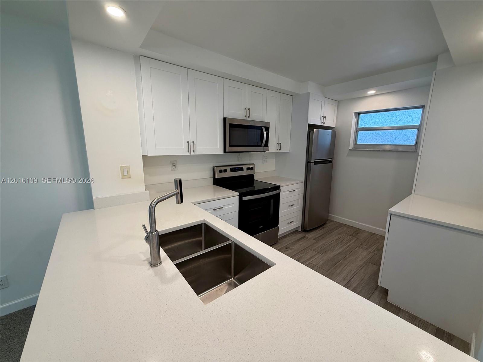 Property photo # 8