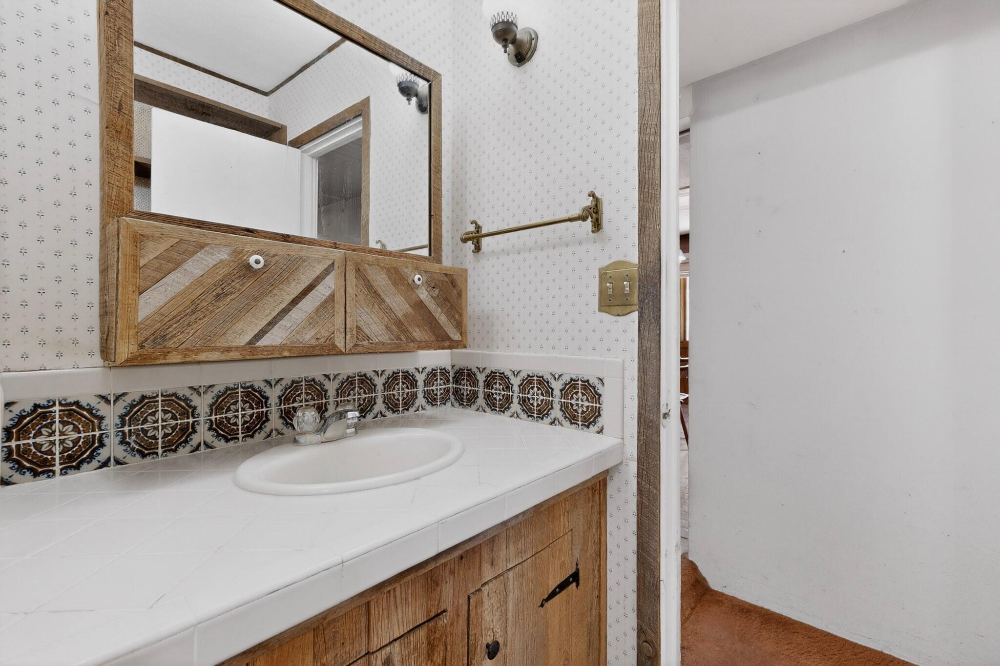 Homes for sale in Albuquerque, NM | 1109 57Th St Nw, Albuquerque, NM 87105 | MLS# 1103293