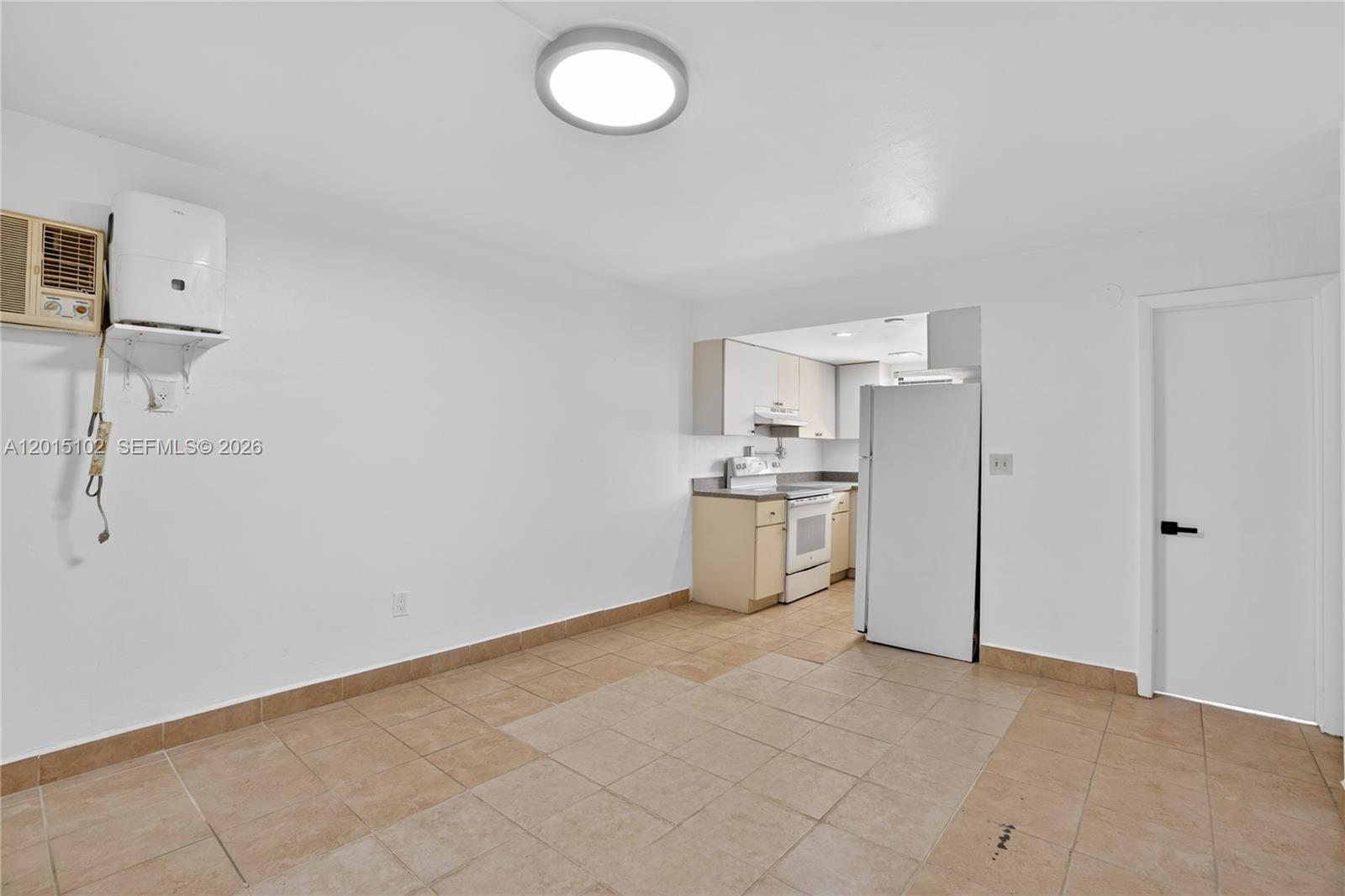 Property photo # 4
