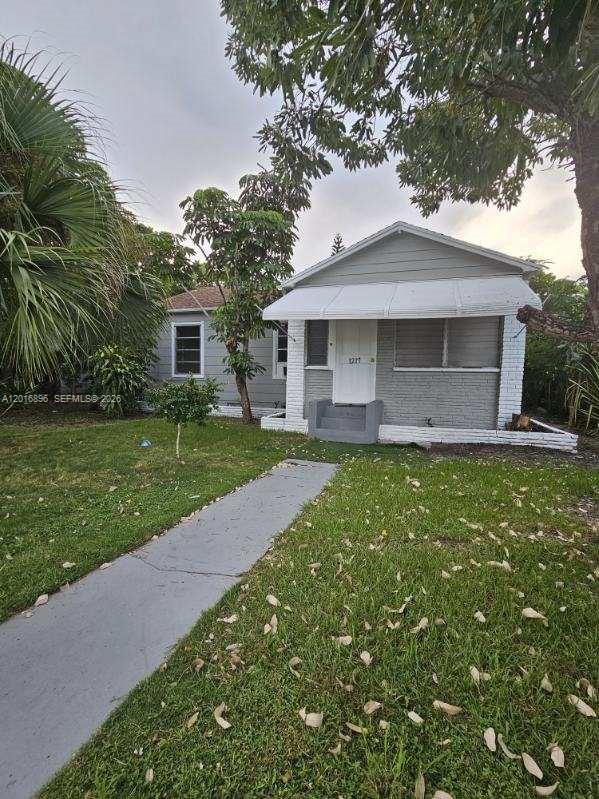 Lake Worth Town Of