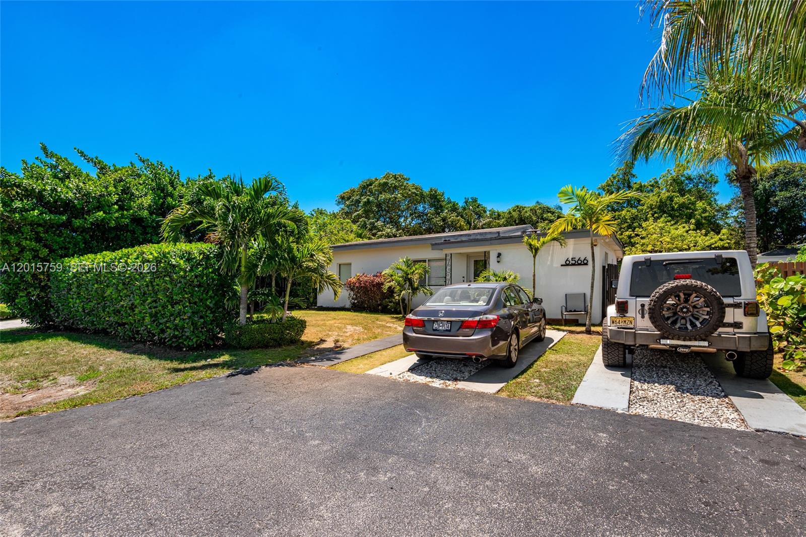 Homes for sale in South Miami, FL | 6566 Sw 52nd Ter, South Miami, FL 33155 | MLS# A12015759