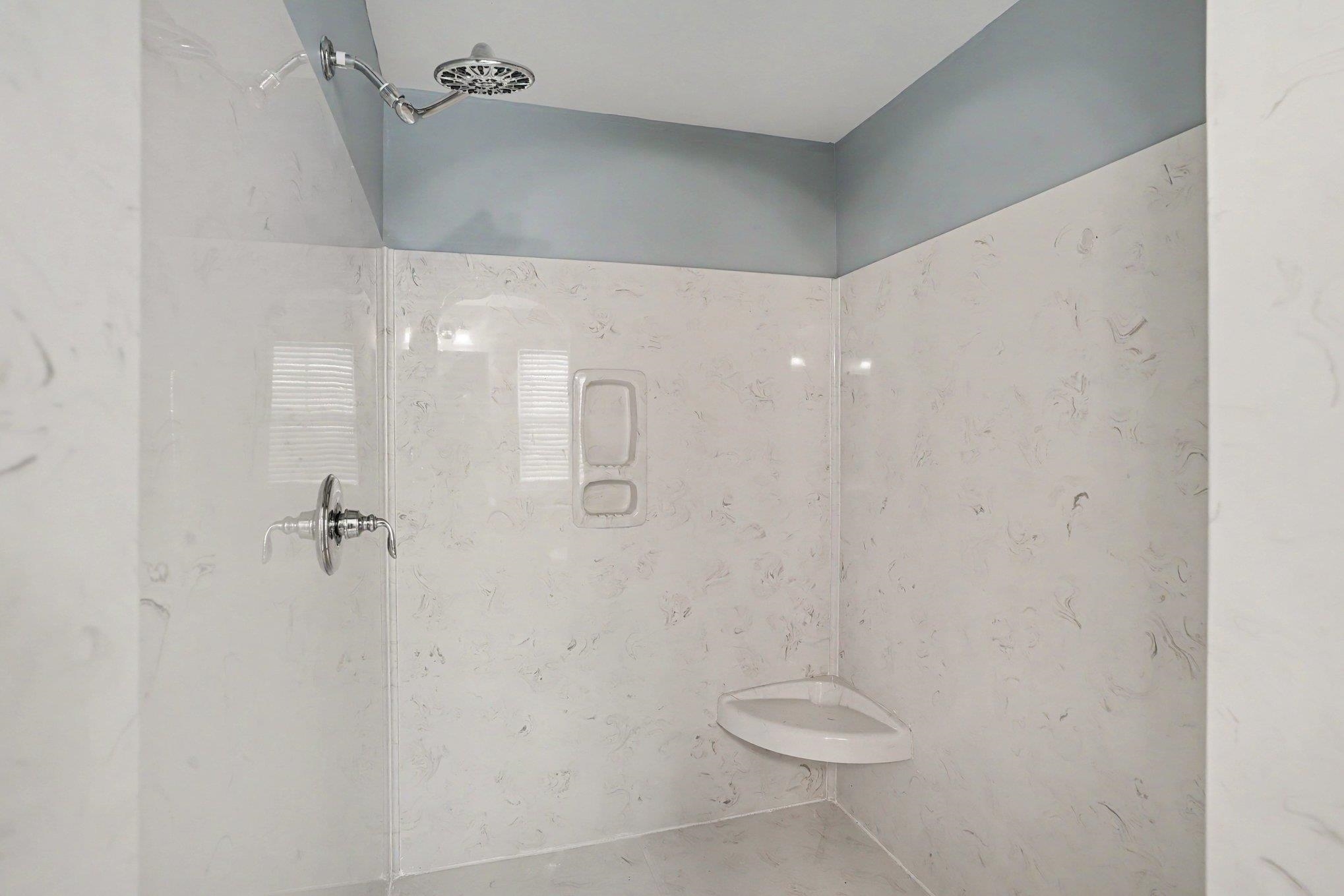 293 Southern Breezes Circle 