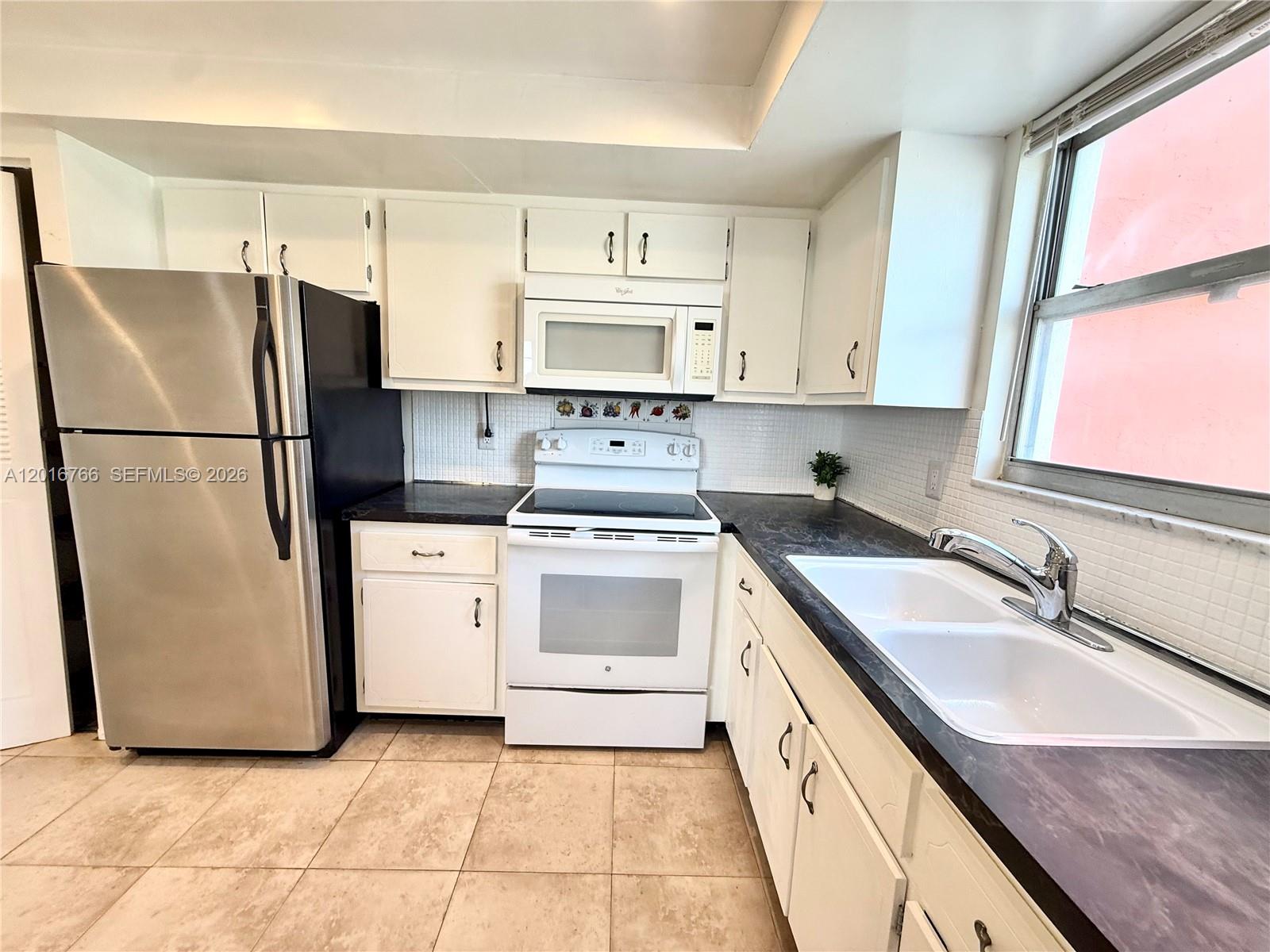 Property photo # 9