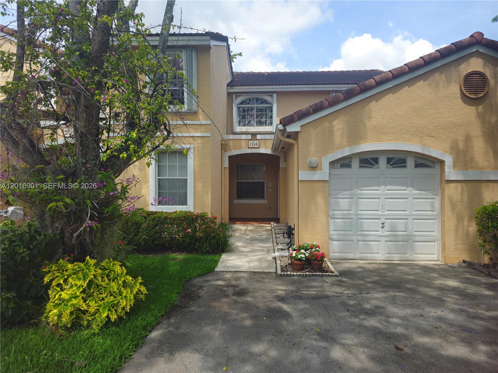 14715 Balgowan Rd Unit 104-9, Miami Lakes, Florida 33016