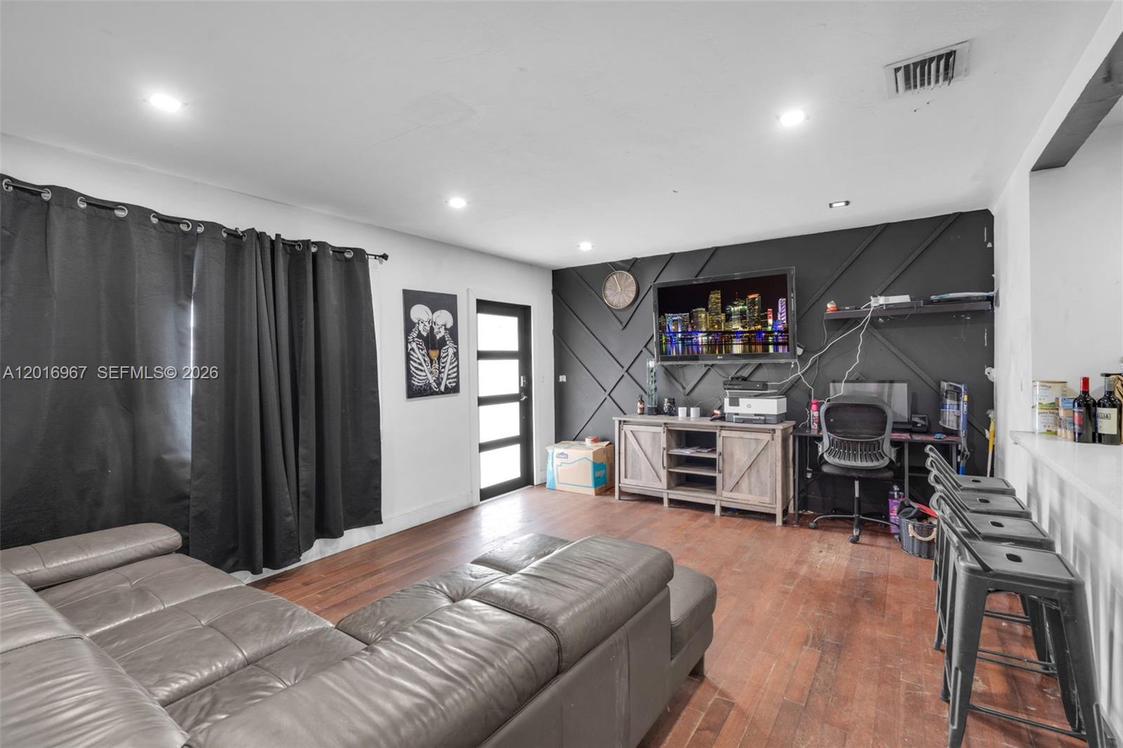 Homes for sale in Hollywood, FL | 1121 N 71St Ave, Hollywood, FL 33024 | MLS# A12016967