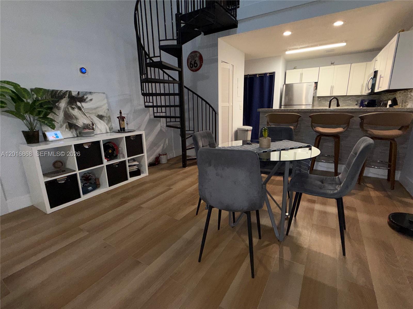Property photo # 8