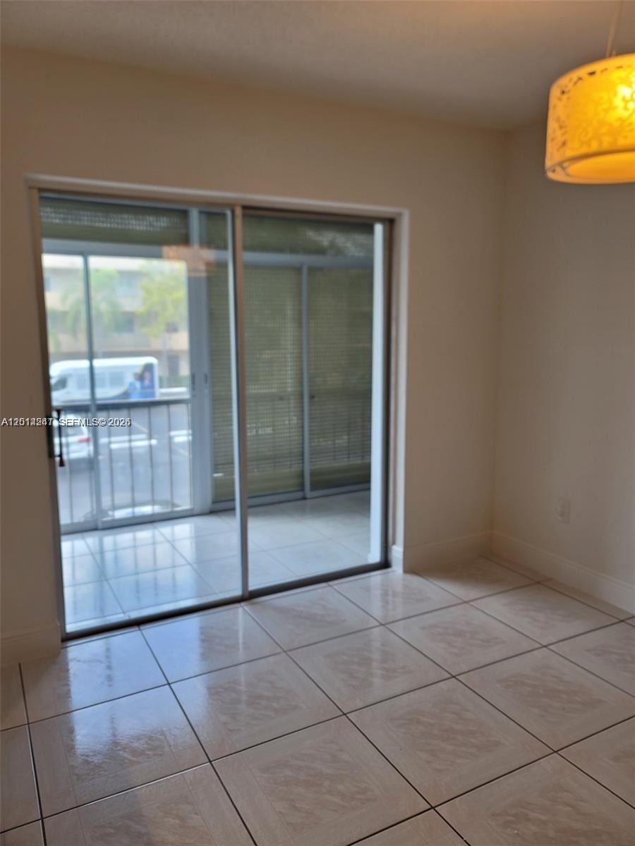 Kendall Acres West Condo