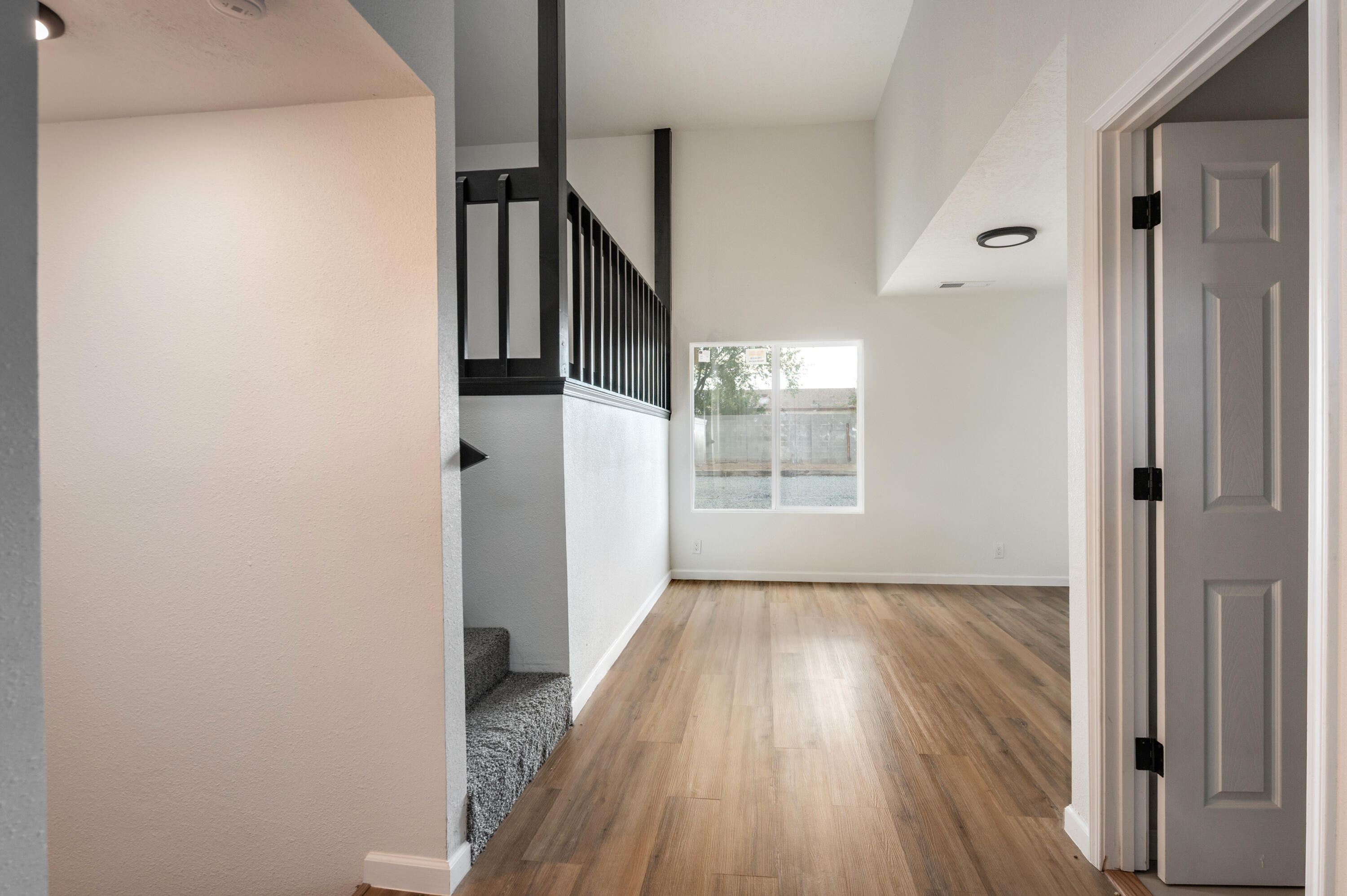 Photo 3 of Single family home for sale at 303 Oreja De Oro Dr SE, Rio Rancho, NM 87124 | MLS# 1103375 | Listing updated on 2026-09-16