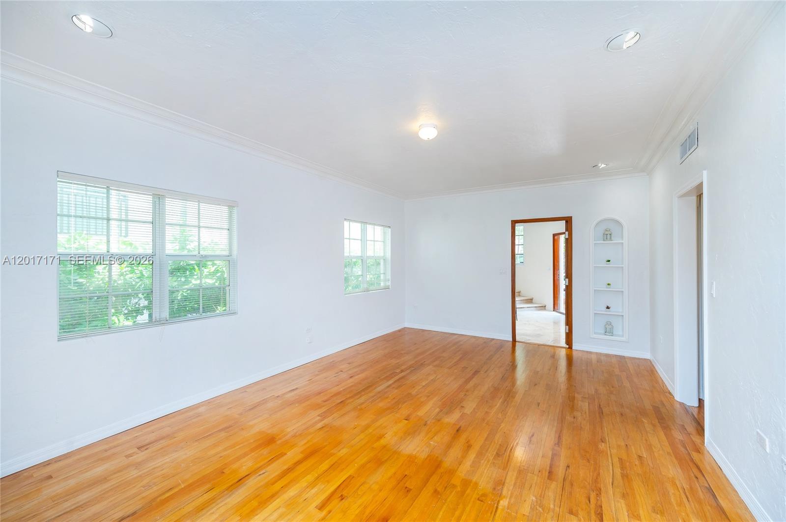Property photo # 6