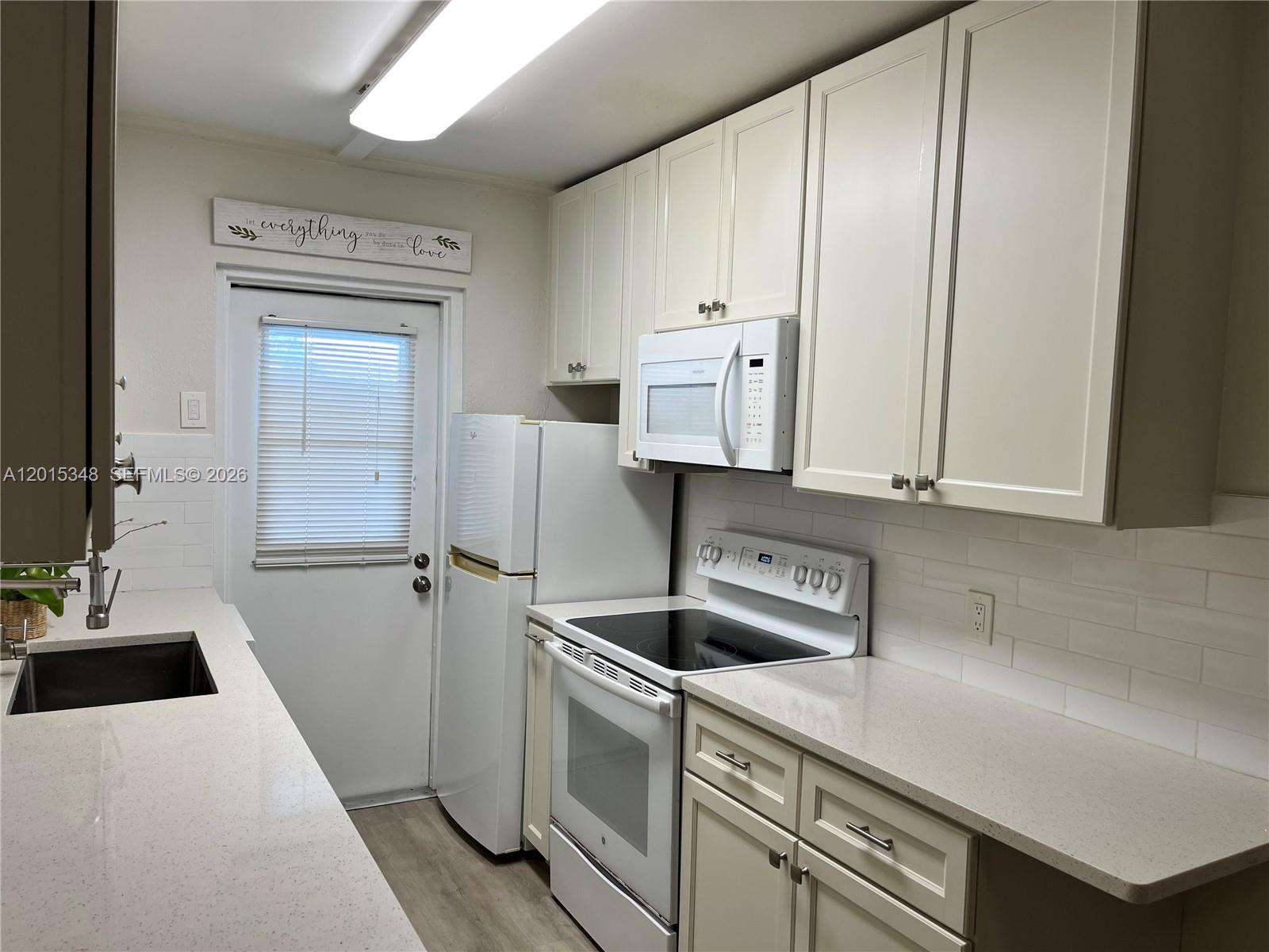 Property photo # 9