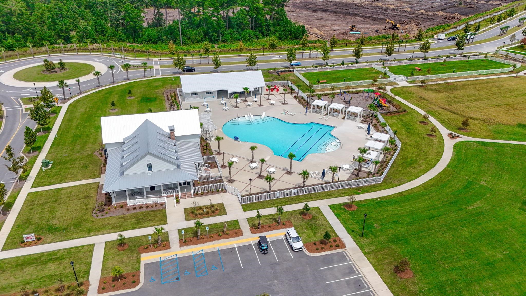 2612195 | Photo 51