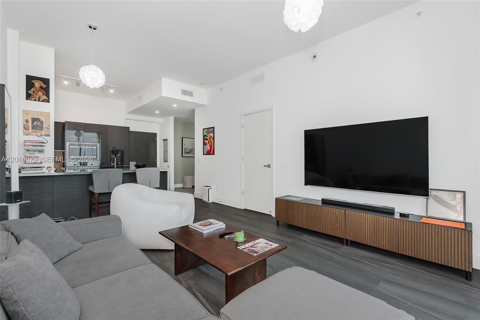 Property photo # 2
