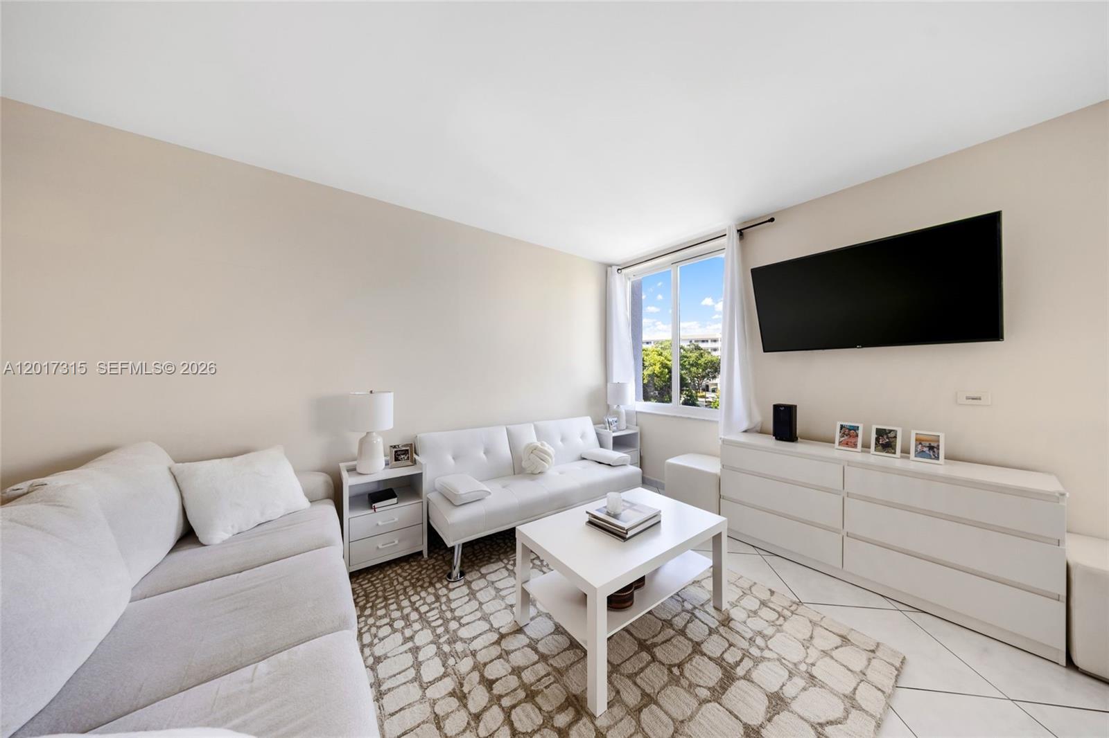Homes for sale in Sunny Isles Beach, FL | 250 180Th Dr #352, Sunny Isles Beach, FL 33160 | MLS# A12017315