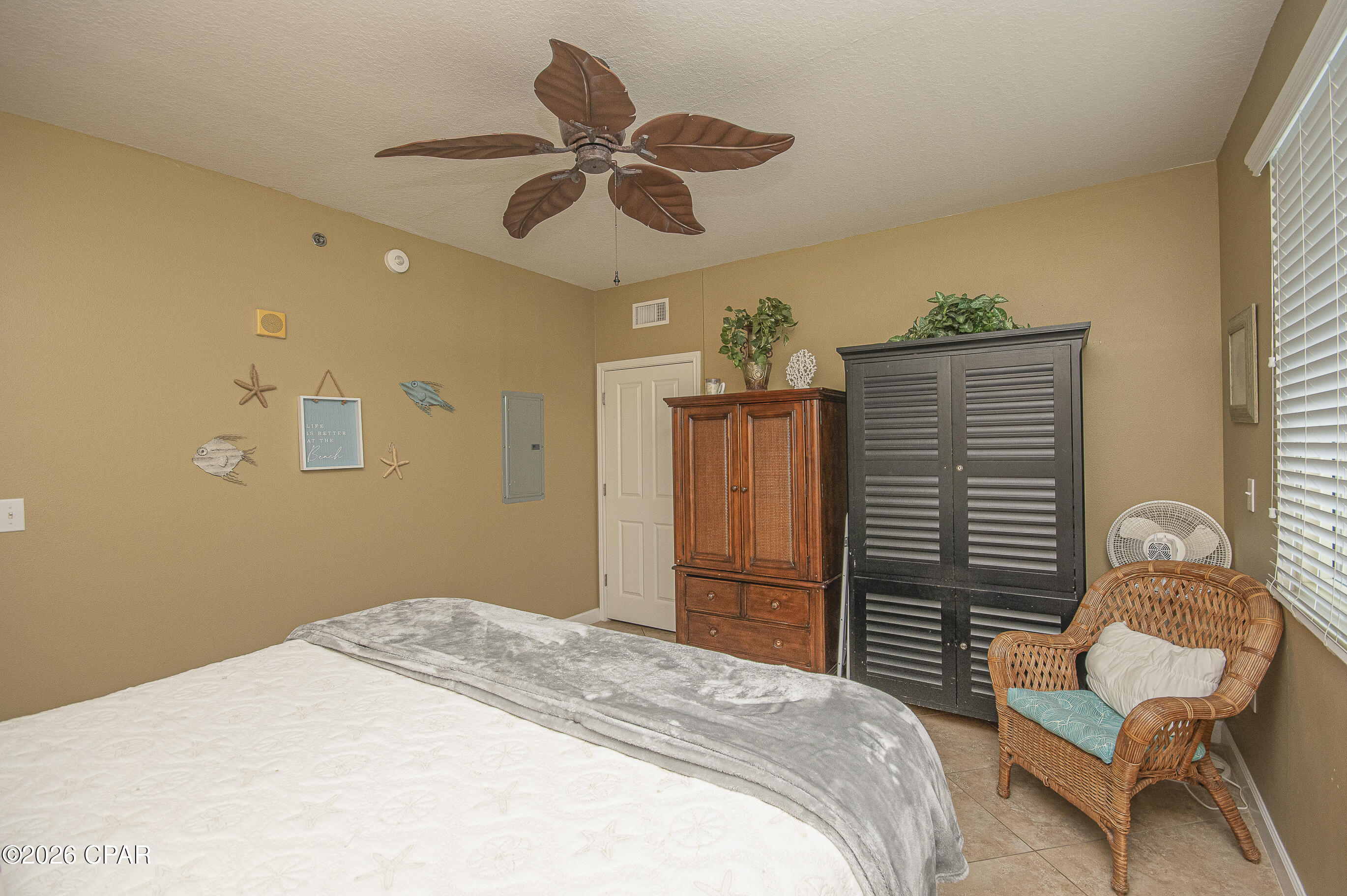 Image 14 For 9900 Thomas Drive 1914