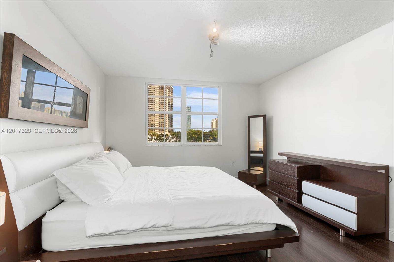 Property photo # 4