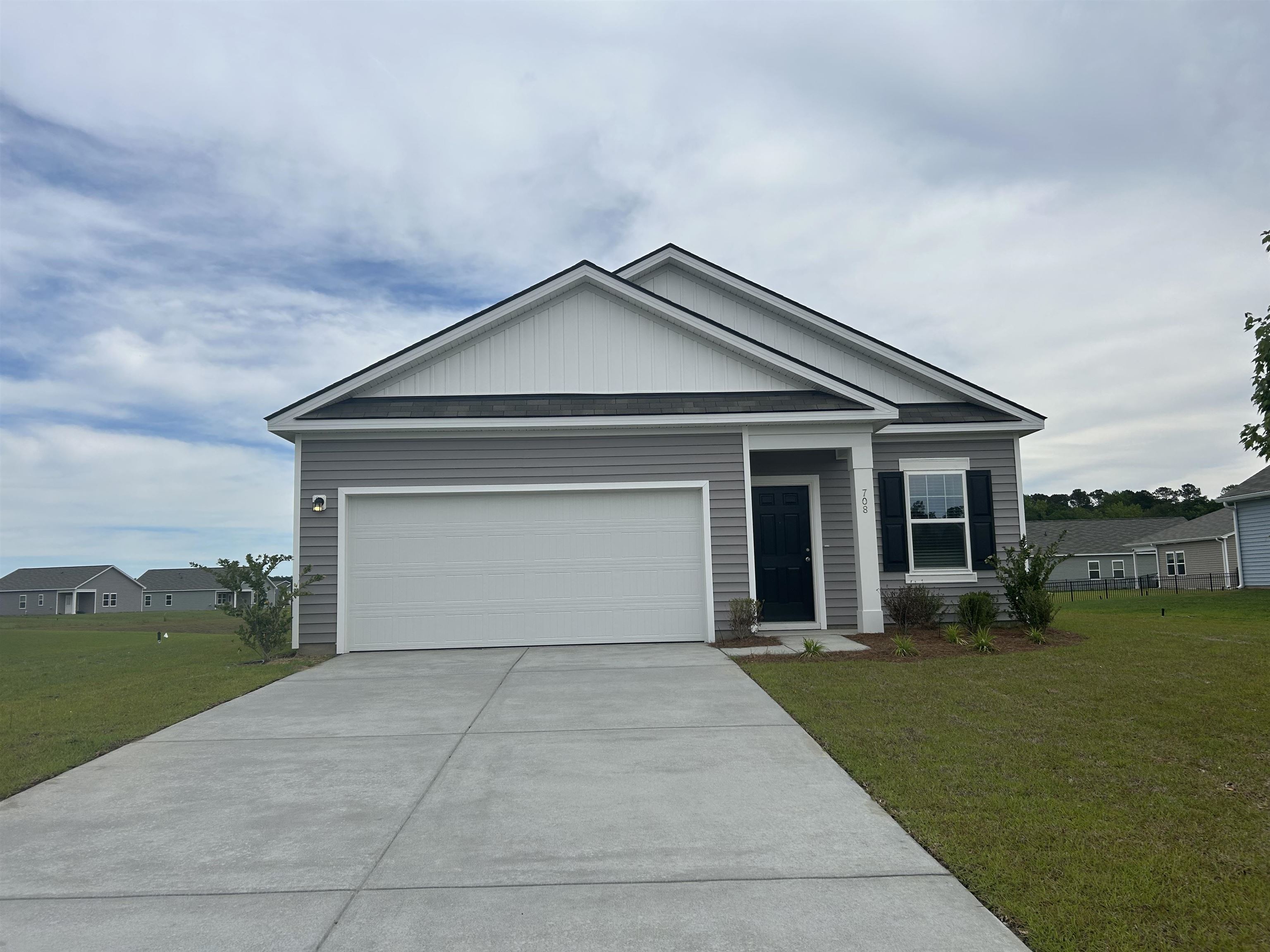 708 Huelva St Loris, SC 29569
