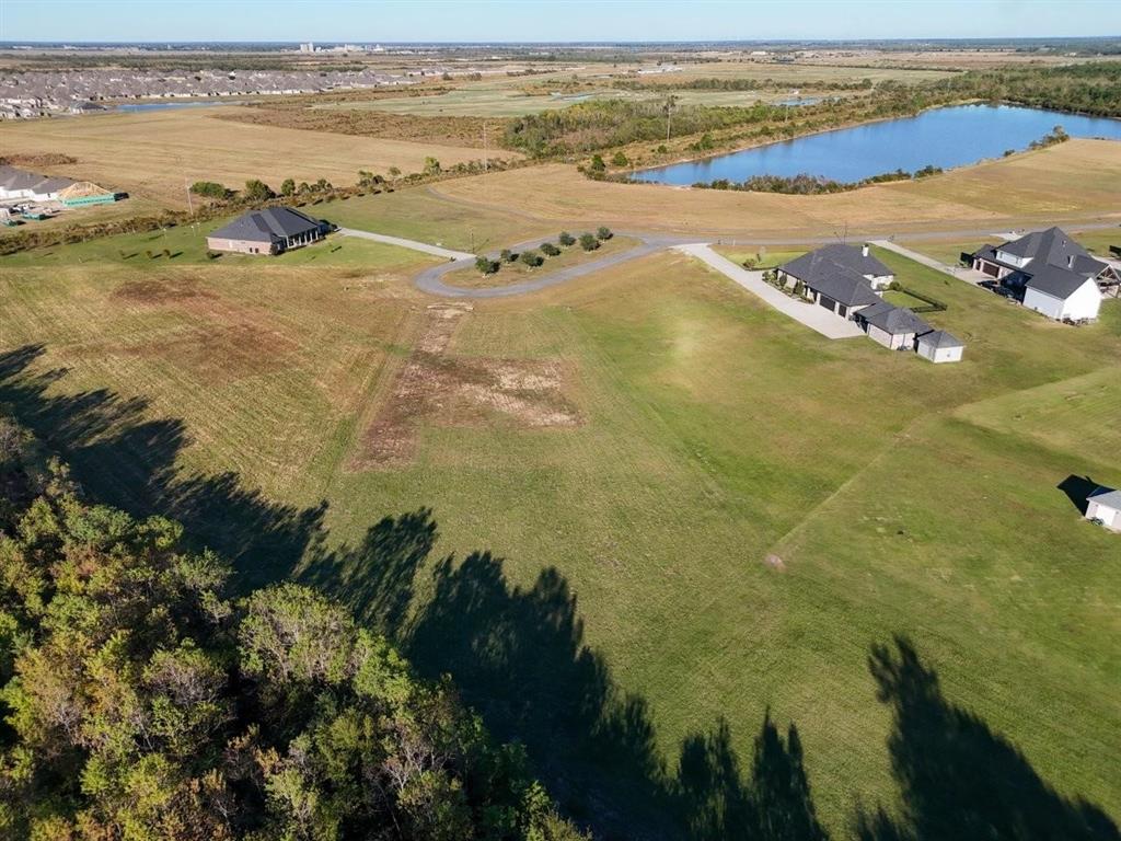5368 Waterside Drive — photo 3