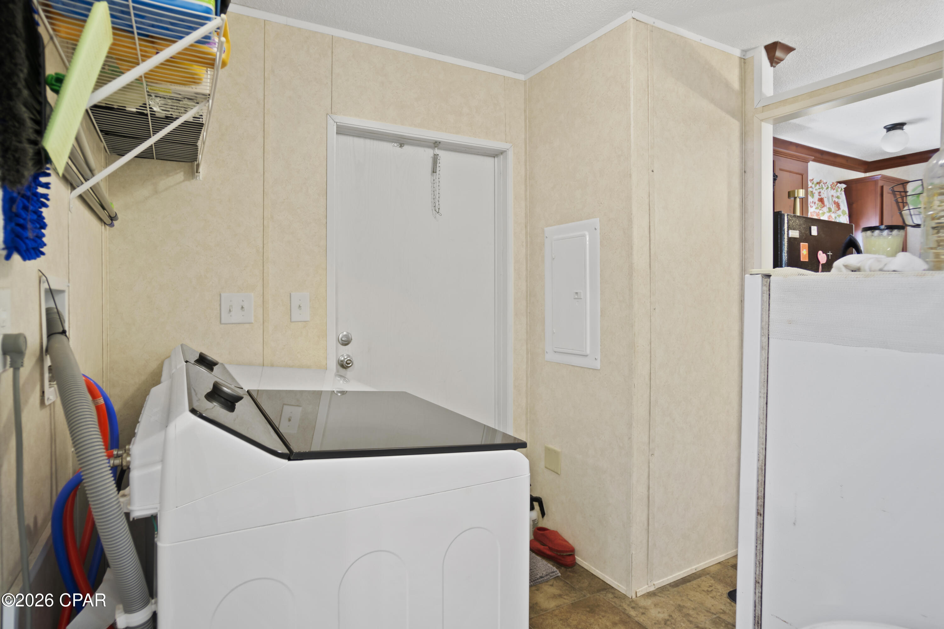 Image 20 For 946 Fargo Drive