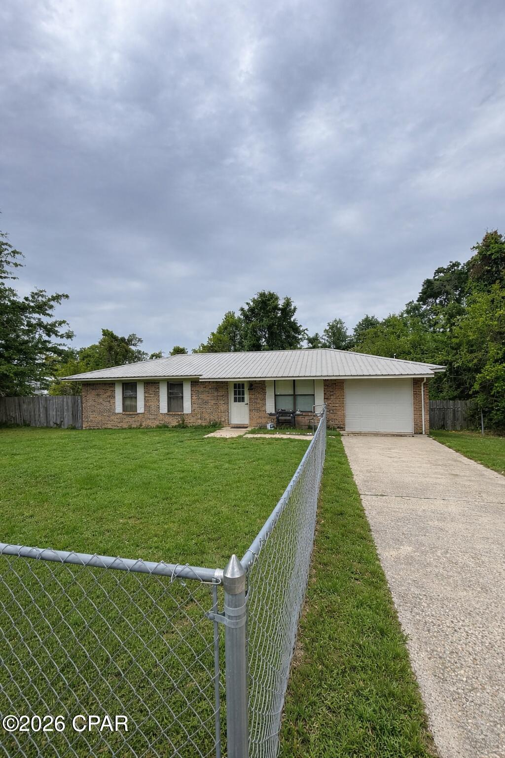 Details for 2406 2nd Avenue, Alford, FL 32420