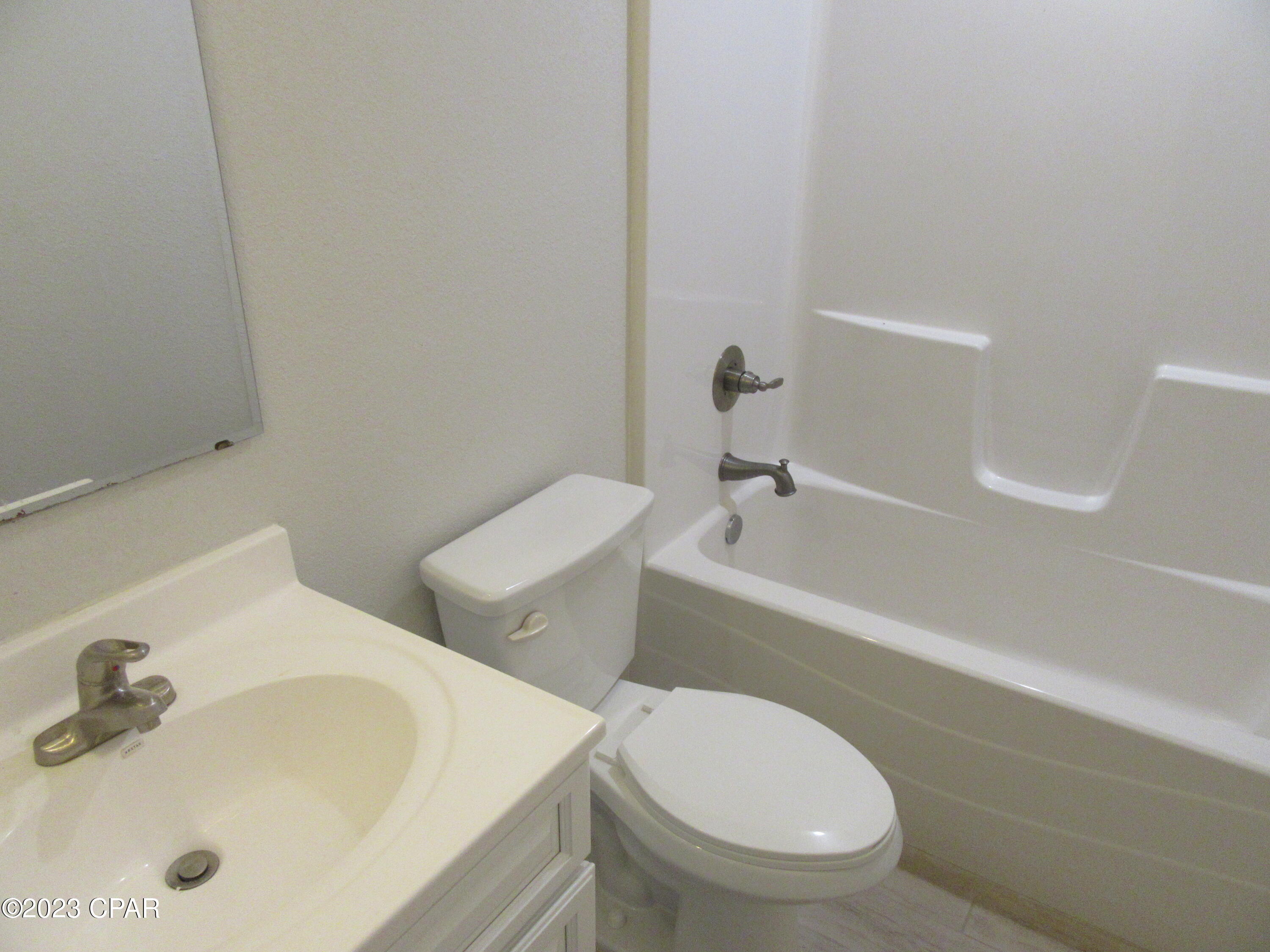 Image 7 For 1400 Gulf Avenue #5